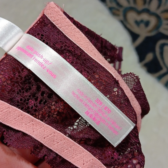 Like new! VS PINK date push up burgundy lace racer back bra 32B - Picture 6 of 8